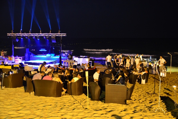 Soul Music with Gisele at Edde Sands